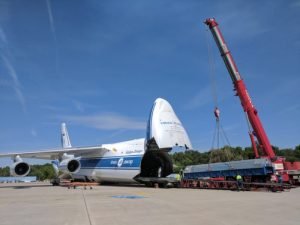 Descarga de Rotor de Antonov en Aeropuerto Jorge Chavez